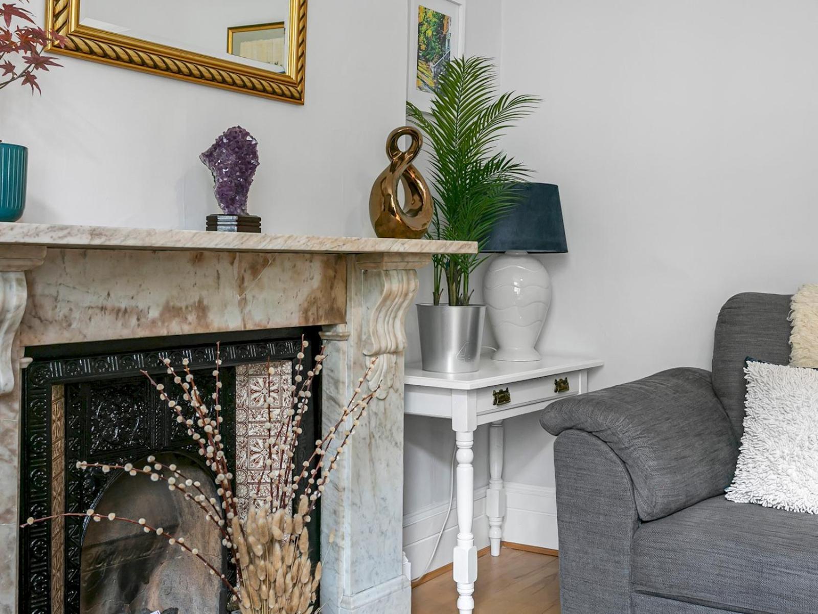 Pass The Keys Elegant Getaway House In Vibrant Clapham Juction Ferienhaus London